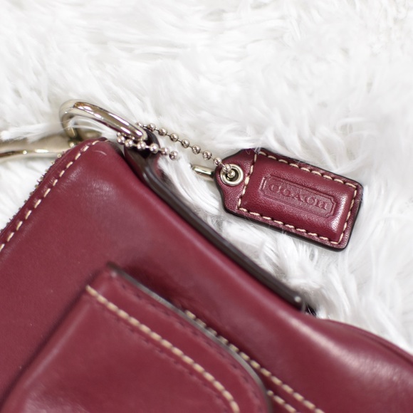 Vintage Coach Red Leather Crossbody Purse Bag - Picture 3 of 9